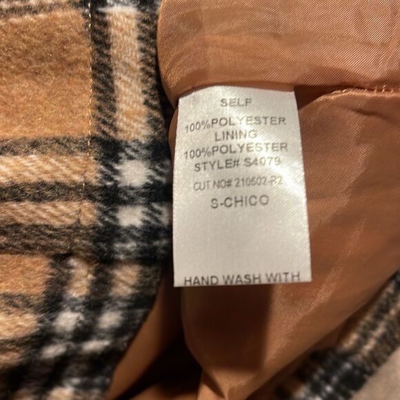 Tan Large Plaid Skirt with Back Zipper - Picture 5 of 6